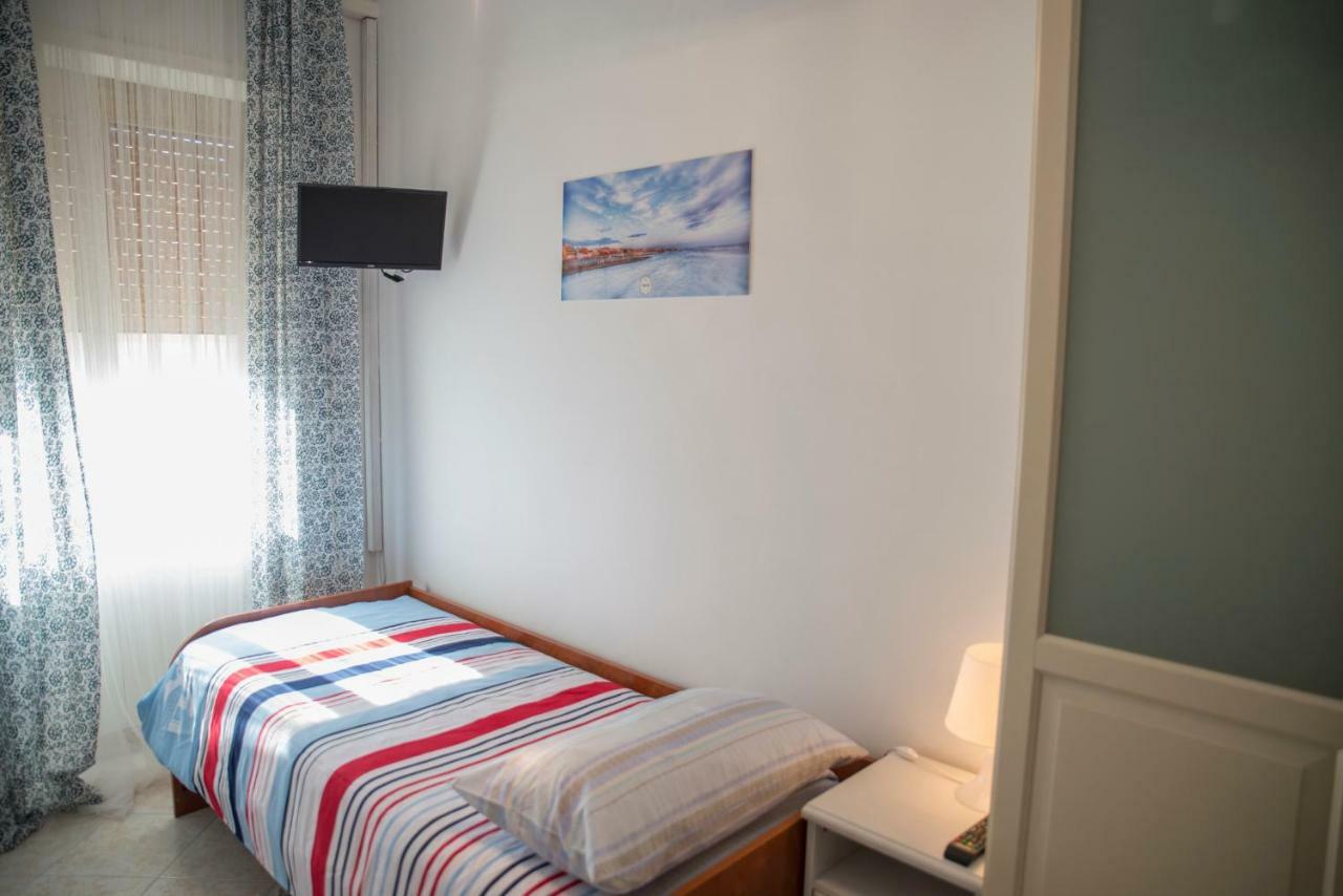 B&B Calypso Lido di Ostia Ngoại thất bức ảnh