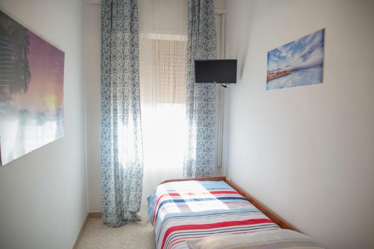 B&B Calypso Lido di Ostia Ngoại thất bức ảnh